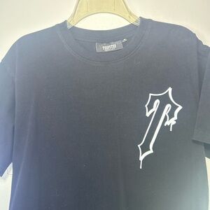 Black Men’s Graphic Tee with White Drip Logo -